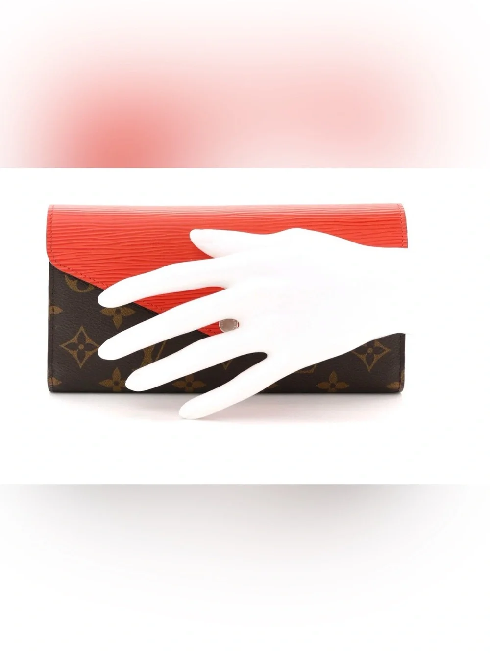 Louis Vuitton Wallet - Picture 11 of 11